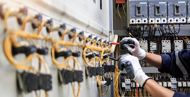 Professional Electrician technician working in Lindale, TX